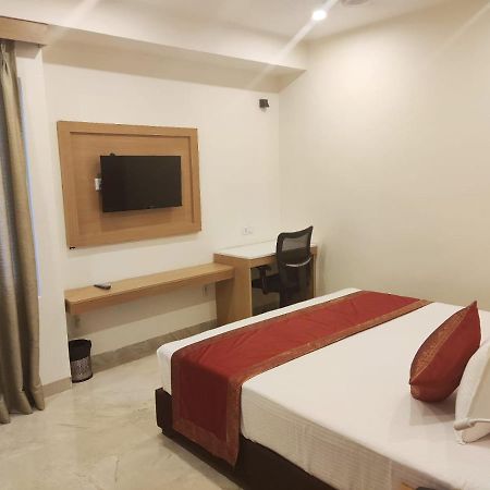 Hotel Xenia Benares Buitenkant foto